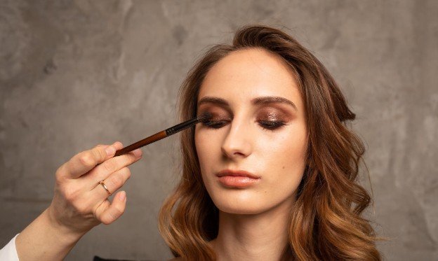 Best Colors for a Beginner Smokey Eye