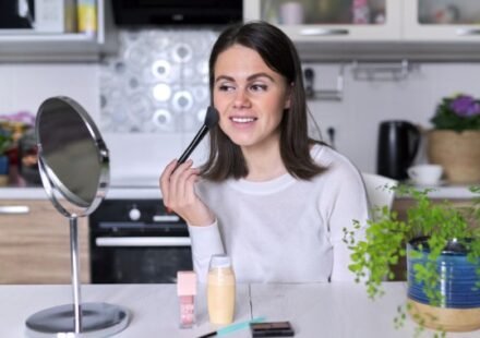 Makeup Routine for Sensitive Skin - A Gentle Step-by-Step Guide