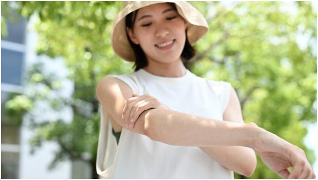 Skipping Sunscreen on Cloudy, Office, and Car Days