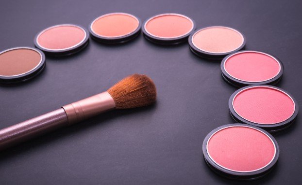 Simple Blush Placement Tips for Each Face Shape