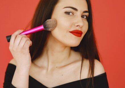 Simple Blush Placement Tips for Every Face Shape