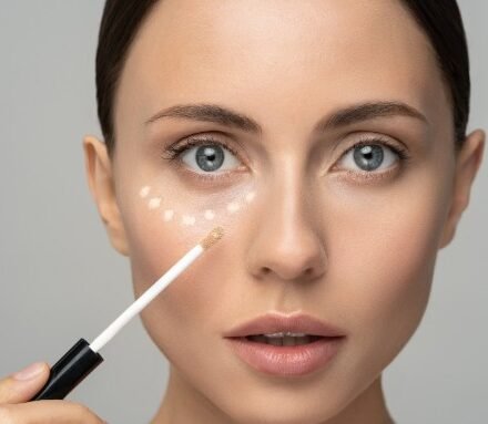 Simple Concealer Tips for Dark Circles That Look Natural