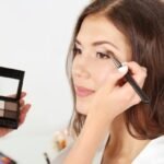 Soft Smokey Eyes for Beginners - Easy Makeup Guide