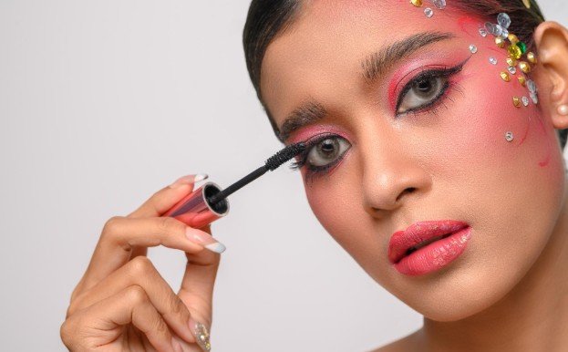 Step-by-Step Soft Smokey Eye Tutorial