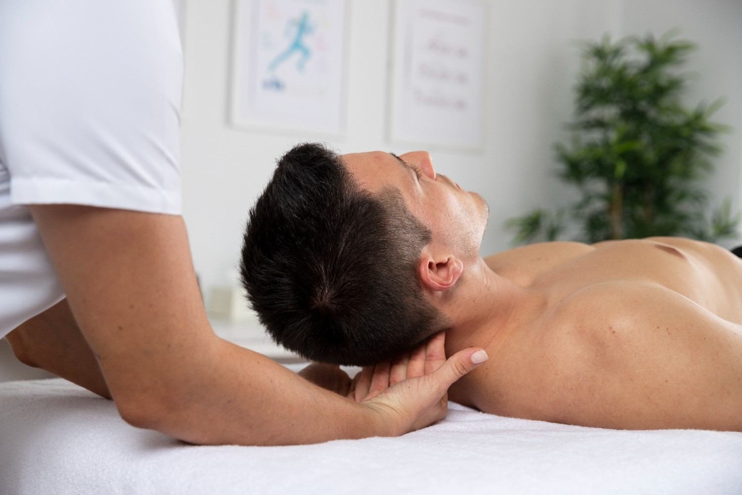 Is Swedish Massage Good for Mild Neck and Shoulder Tension?