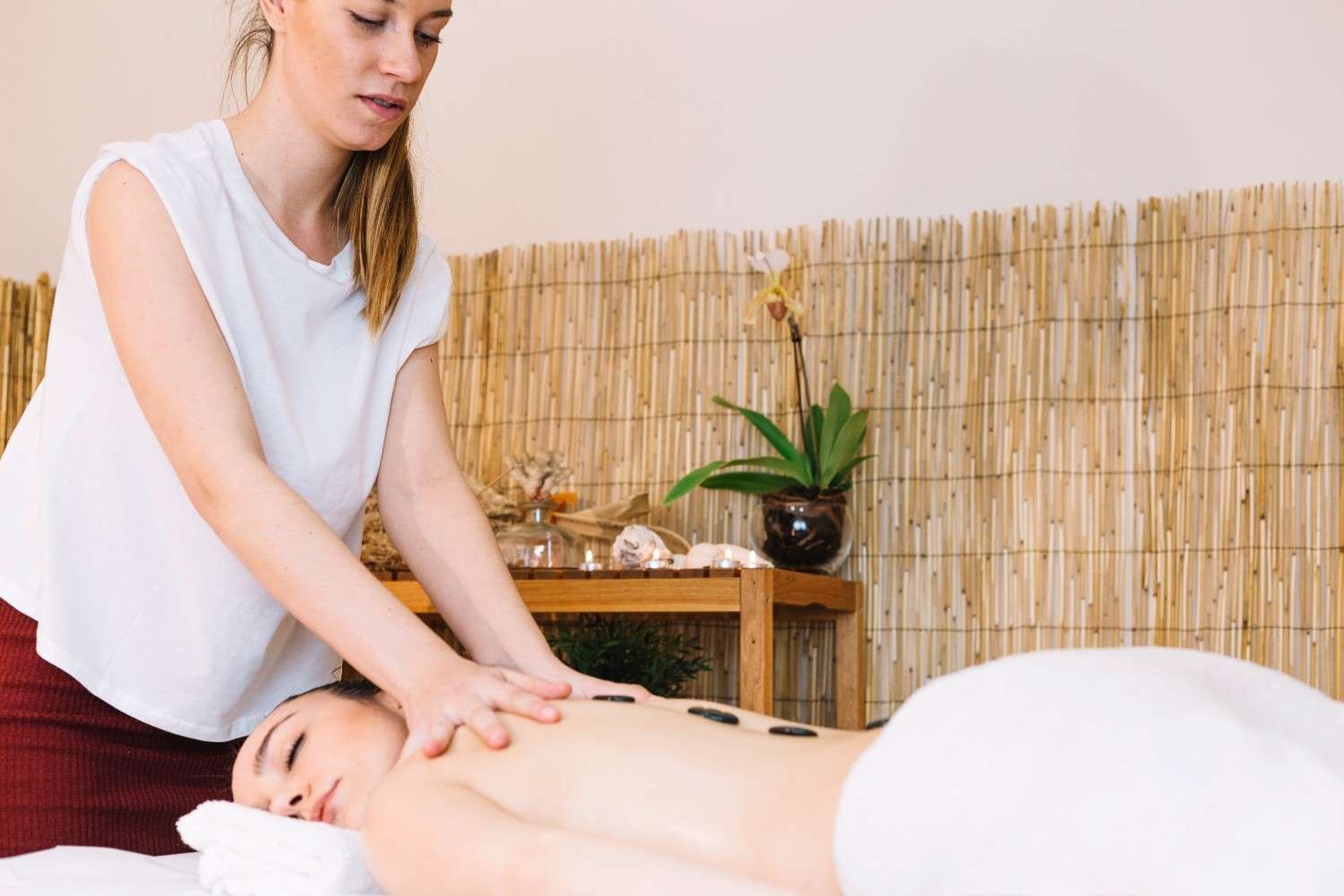 Aesthetic vs Clinical Lymphatic Drainage: Which One Do You Need?
