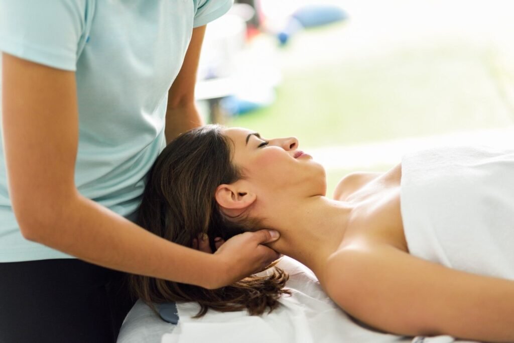 Best Spa Massage for Neck Tension