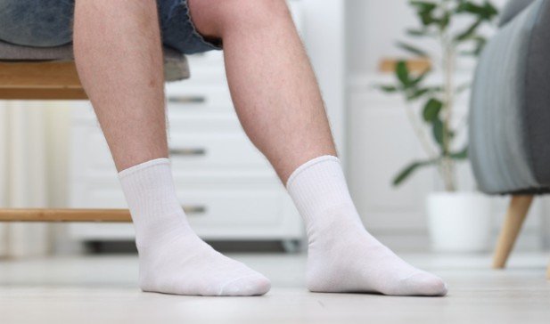 Common Reasons Your Feet Still Feel Dry