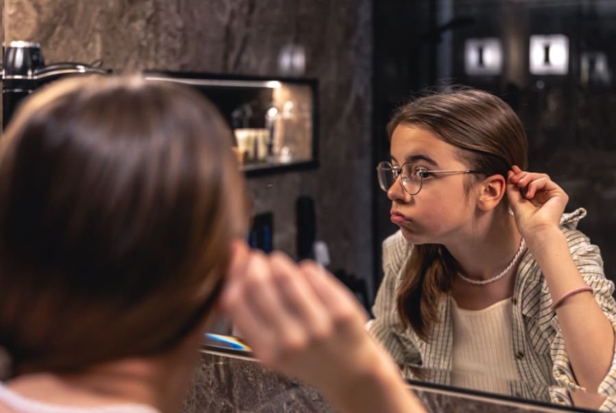 How to Stop Foundation Rubbing Off Under Glasses